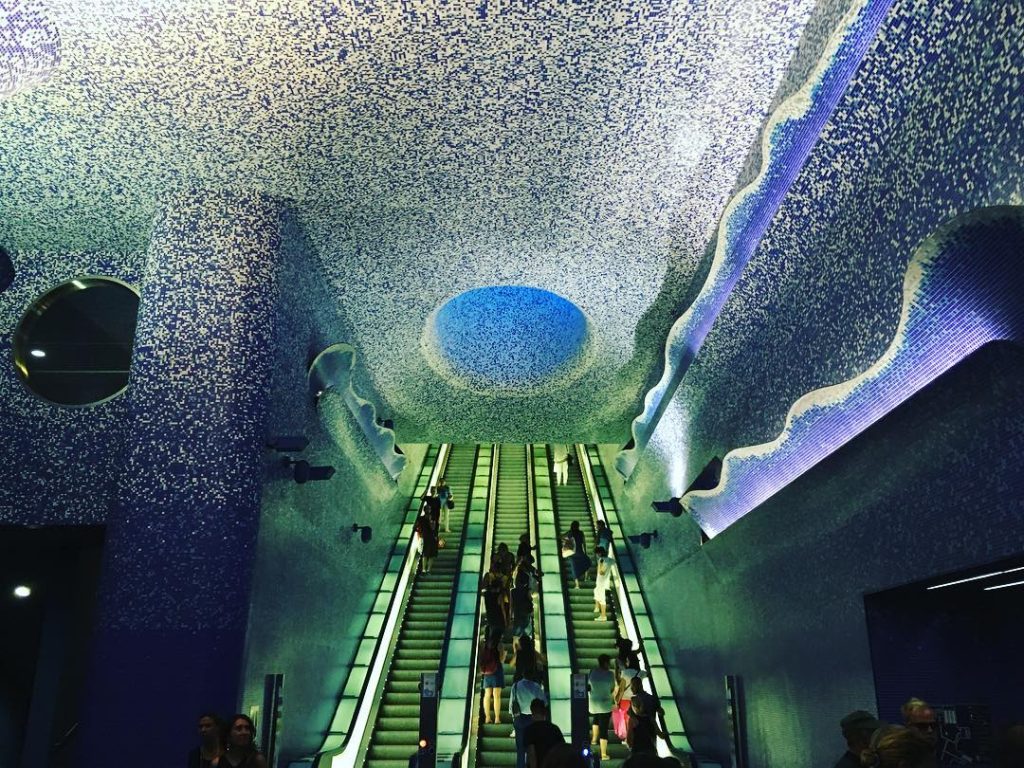 metro naples_ art